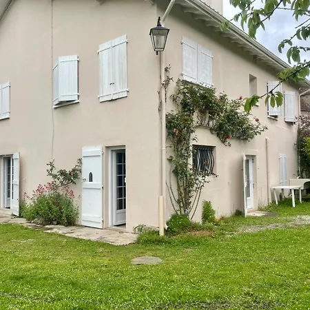 Maison Familiale 10 Pers Avec Jardin & Calme Au Coeur Du Bearn