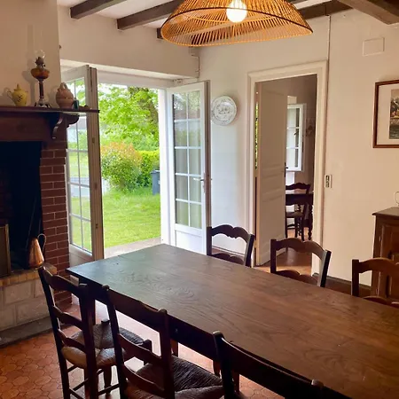 Hébergement de vacances Grande Maison Familiale Avec Jardin- 10 Pers Au Coeur Du Bearn Guinarthe-Parenties