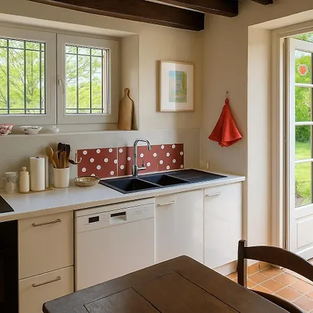 Grande Maison Familiale Avec Jardin- 10 Pers Au Coeur Du Bearn Hébergement de vacances *