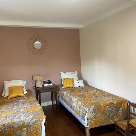 Holiday home Maison Mirande- Grand Familial Entre Et Montagne Confort Tres Bien Equipe Guinarthe-Parenties